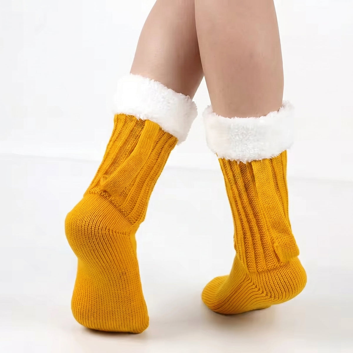 🍺3D Beer Mug Knitted Socks – Funny Gift for Beer Lovers