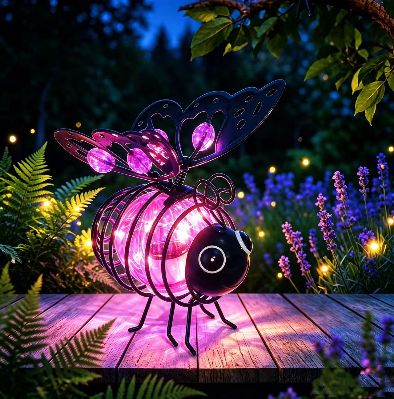 Hanging Solar Bee Light – Warm Amber Glow, Flicker-Free, Perfect for Garden Parties, Camping, or Kids’ Rooms – Spread Joy Day and Night 🌞🌜