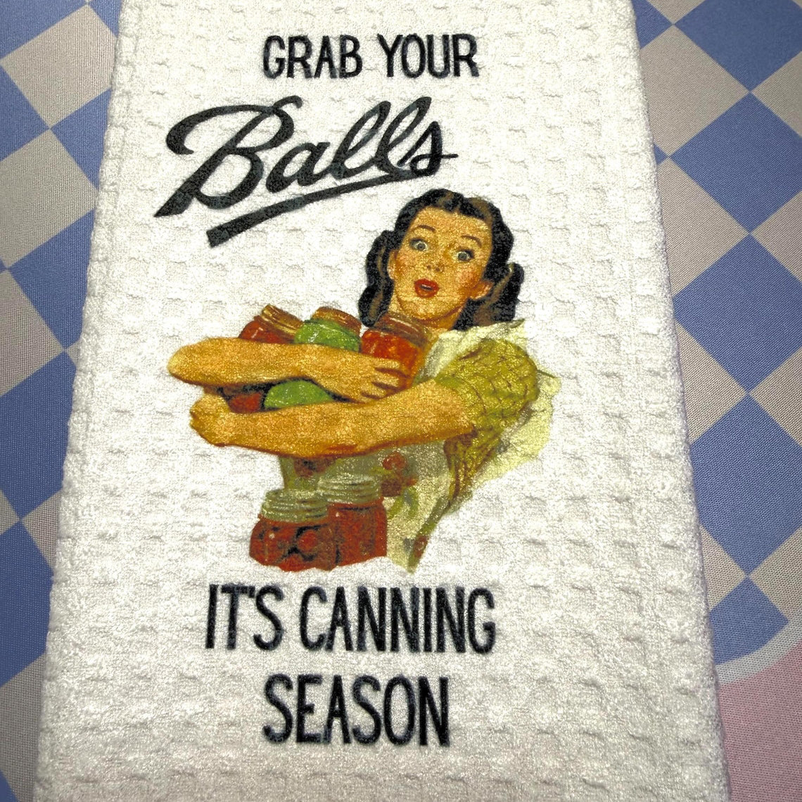 Funny Retro Housewife Waffle Weave Kitchen Towels – 6 Sassy Designs